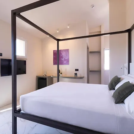 Pietra Bianca Hotel 3*