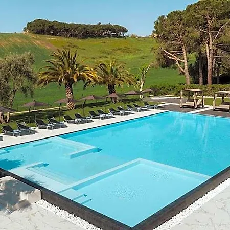 Pietra Bianca 3* Numana