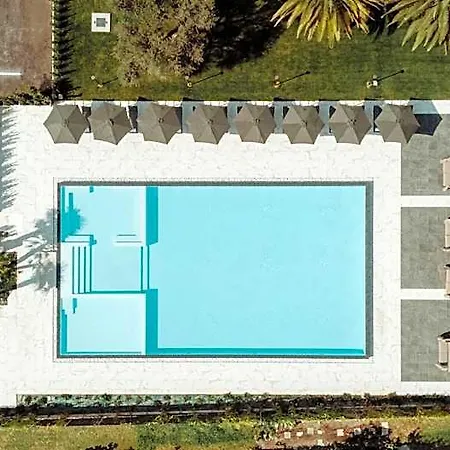 מלון Pietra Bianca 3*
